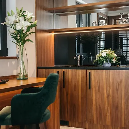 Point 4* Belgrade